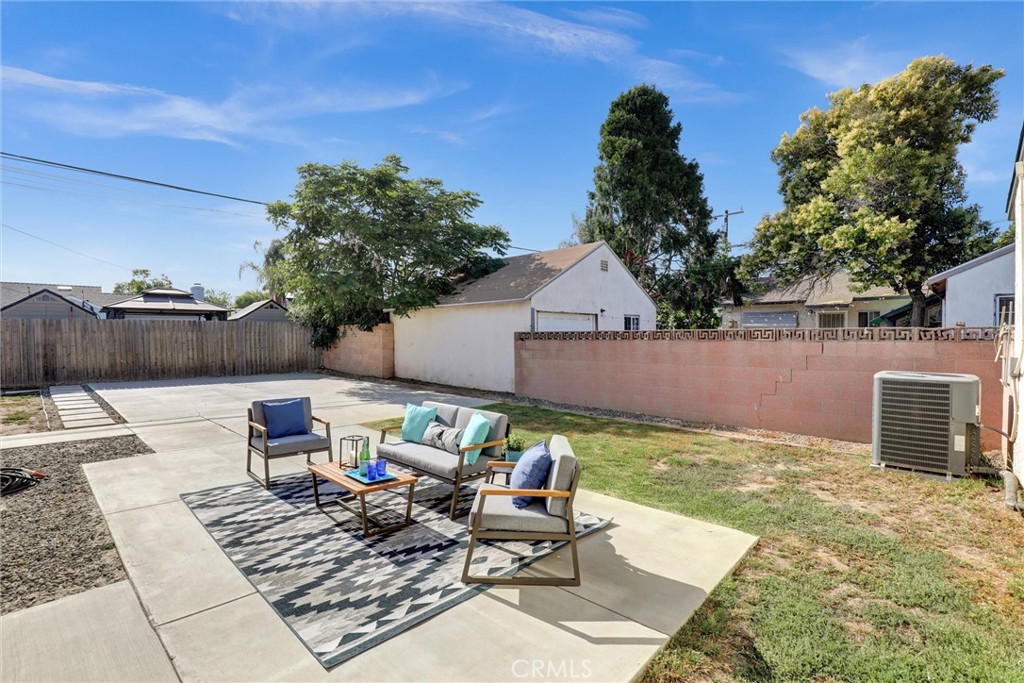 4437 Keever Ave