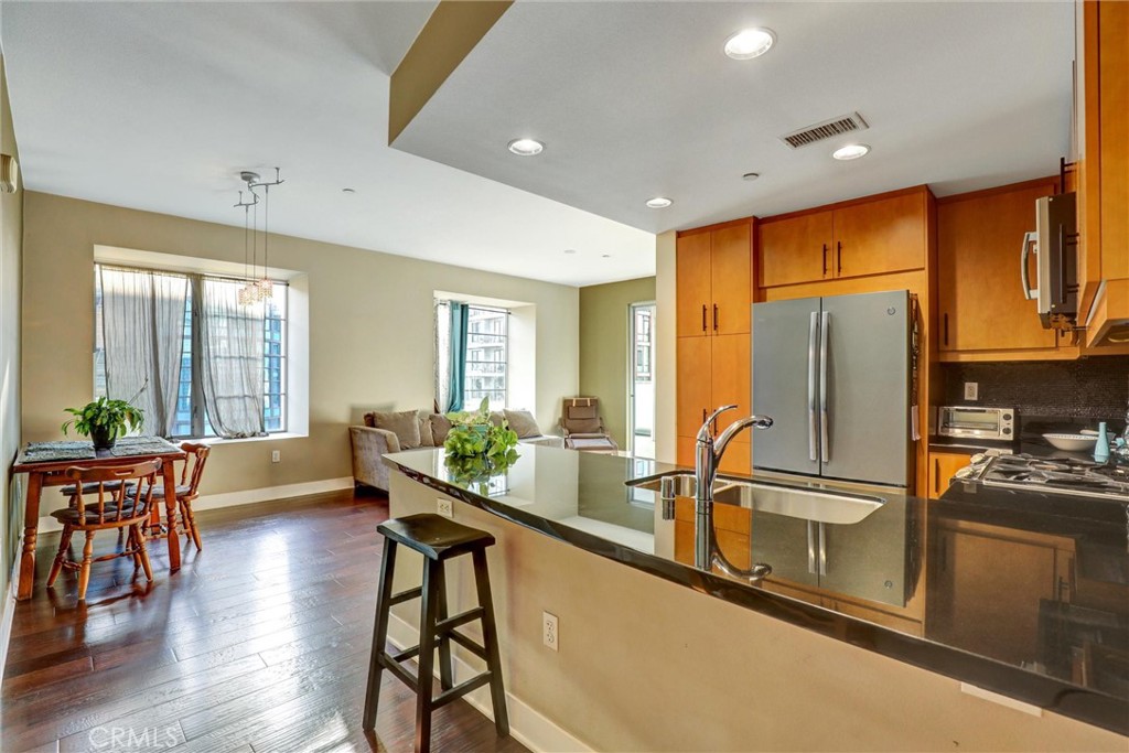 150 The Promenade North 409