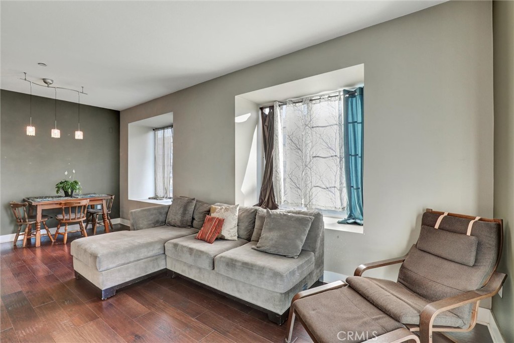 150 The Promenade North 409