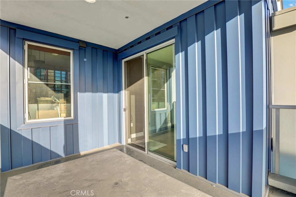 150 The Promenade North 409