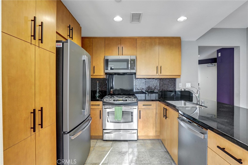 150 The Promenade North 409