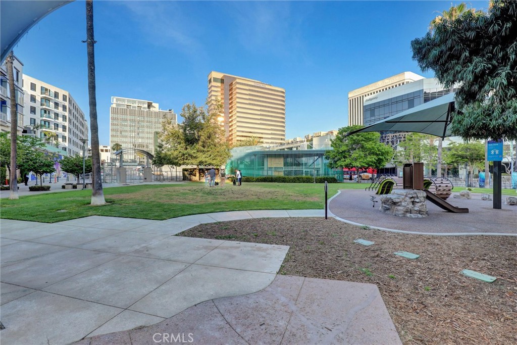 150 The Promenade North 409