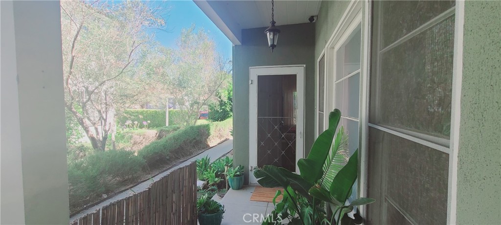 4522 Saint Elmo Drive