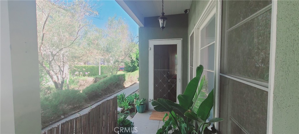 4522 Saint Elmo Drive