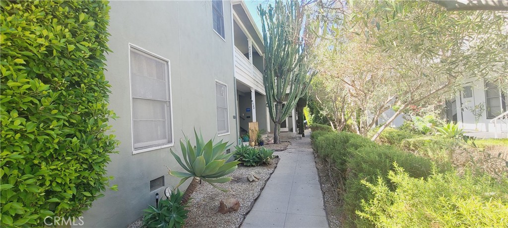 4522 Saint Elmo Drive