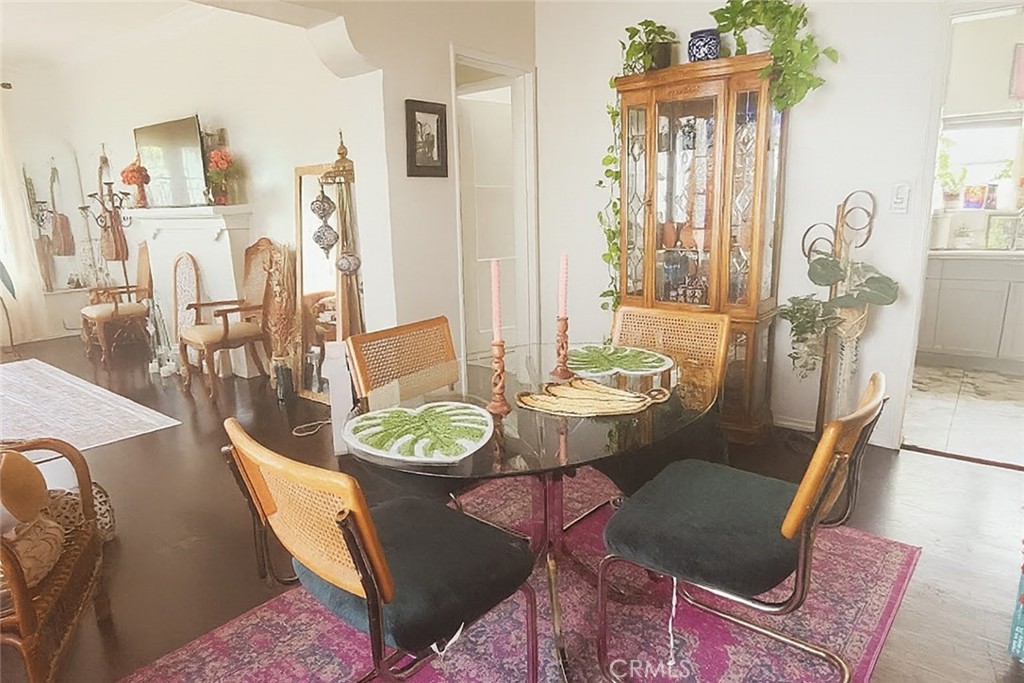 4522 Saint Elmo Drive