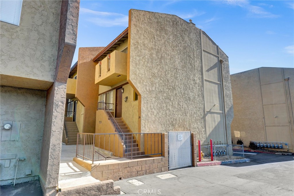 2254 Gaviota Avenue 29