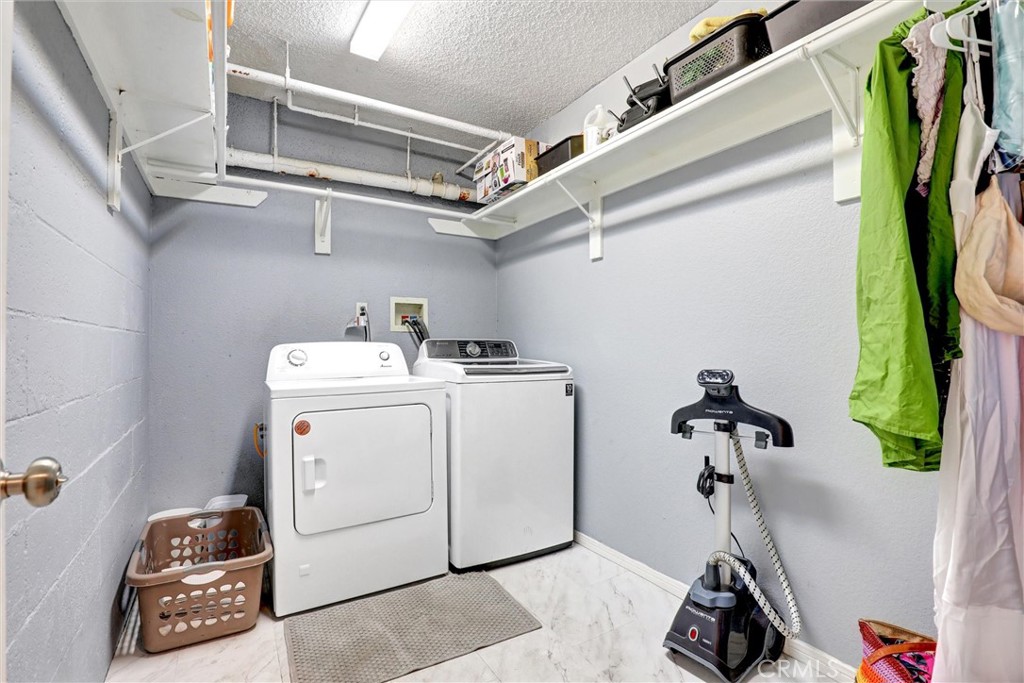 533 Walnut Avenue 7