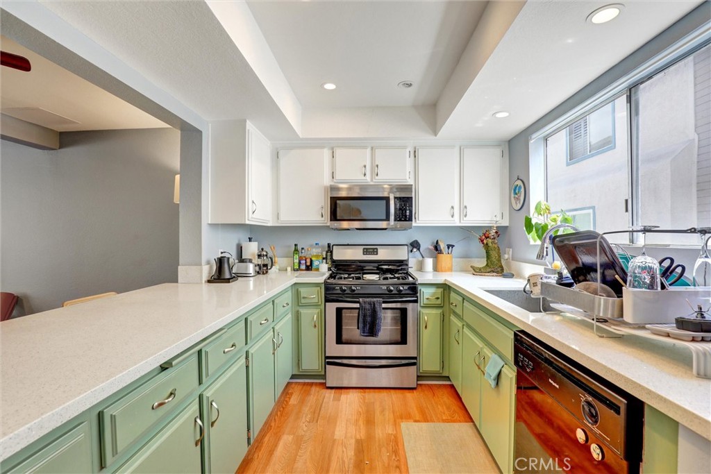 533 Walnut Avenue 7