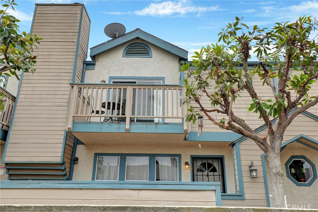 533 Walnut Avenue 7