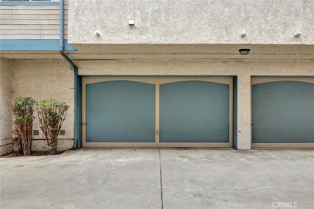 533 Walnut Avenue 7