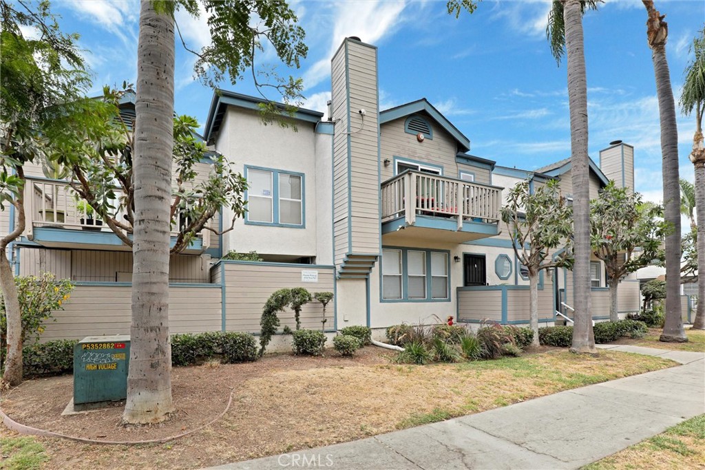 533 Walnut Avenue 7
