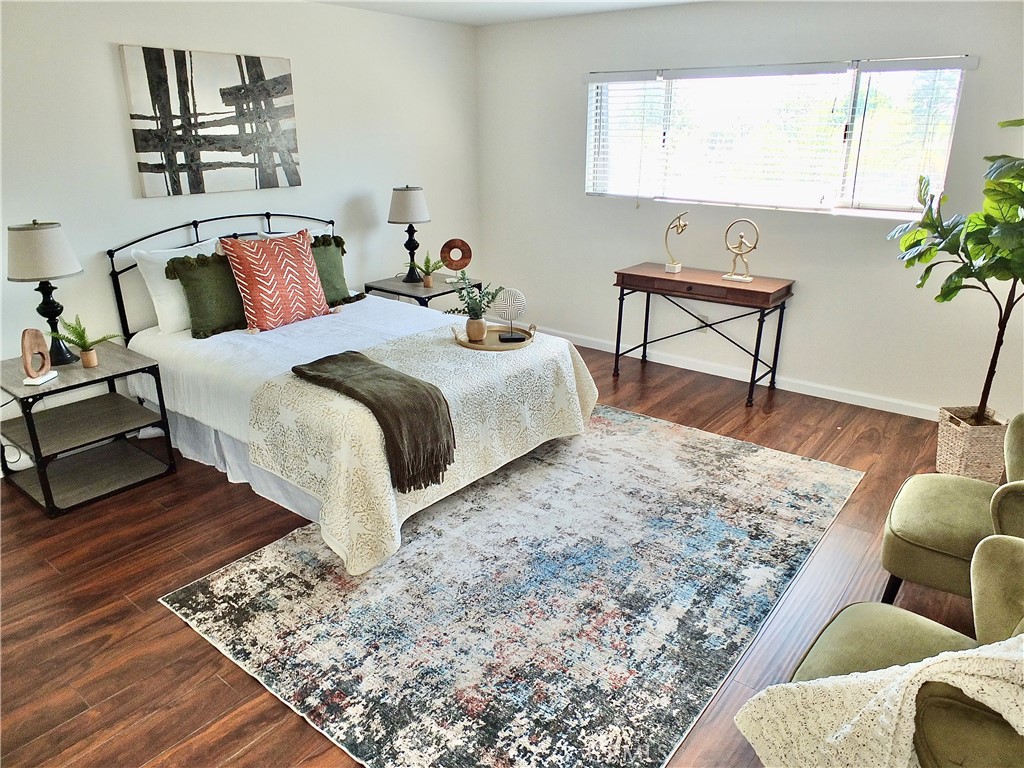 3933 N Virginia Road 308