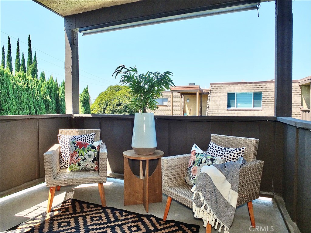 3933 N Virginia Road 308