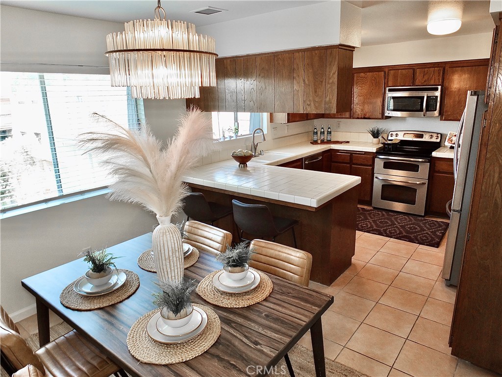 3933 N Virginia Road 308