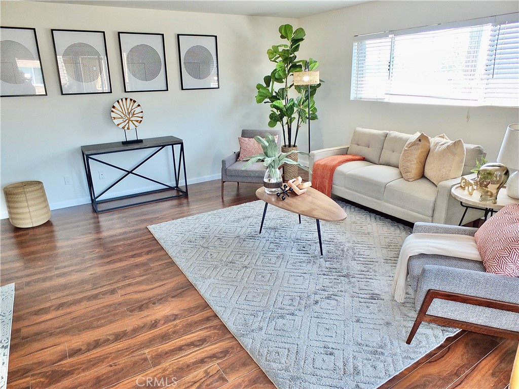 3933 N Virginia Road 308