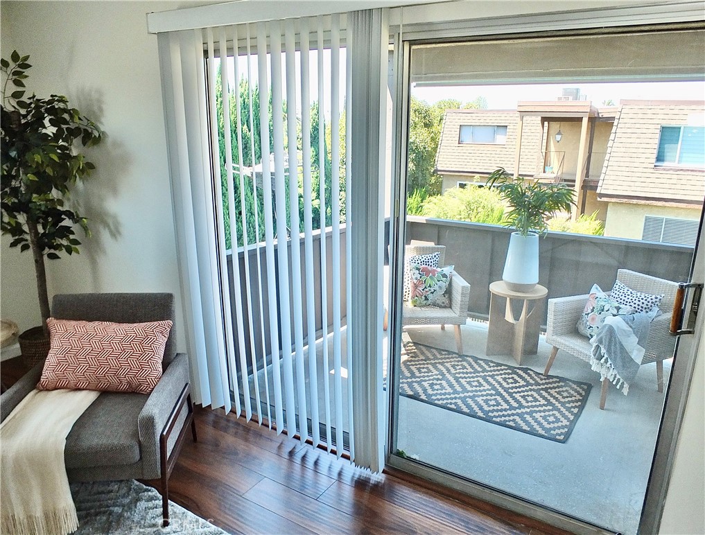 3933 N Virginia Road 308