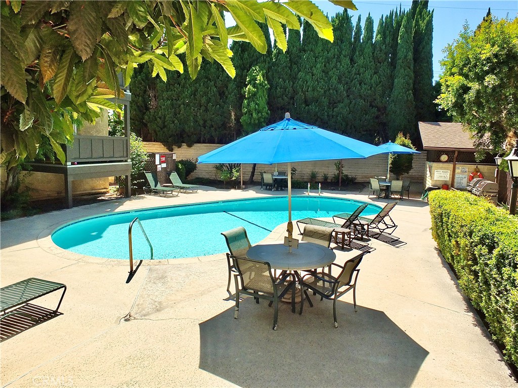 3933 N Virginia Road 308