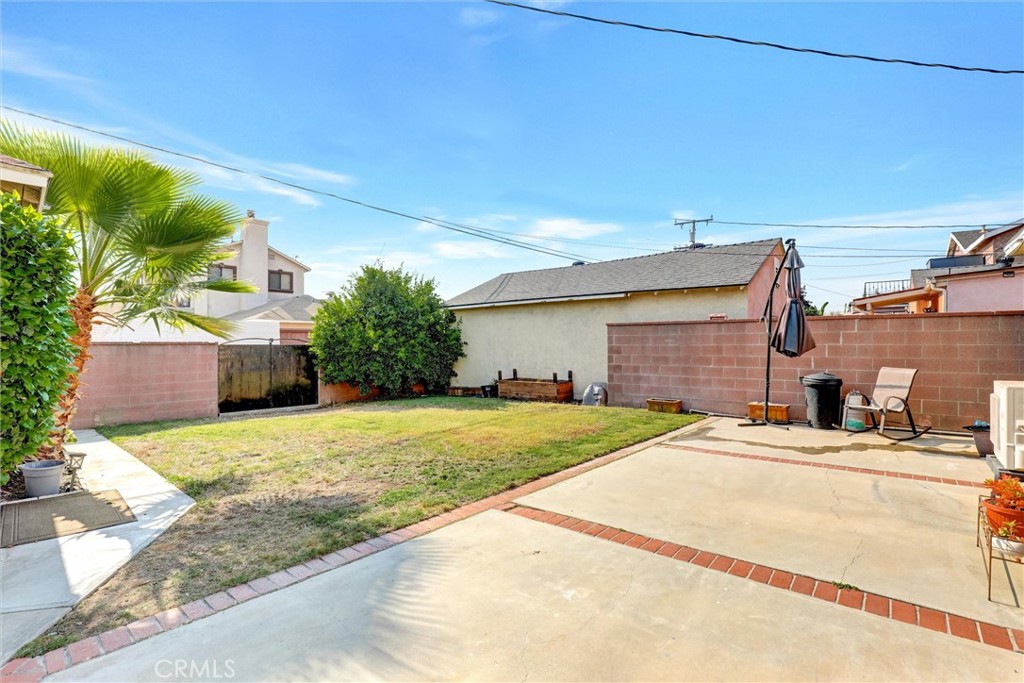 10337 Garfield Ave