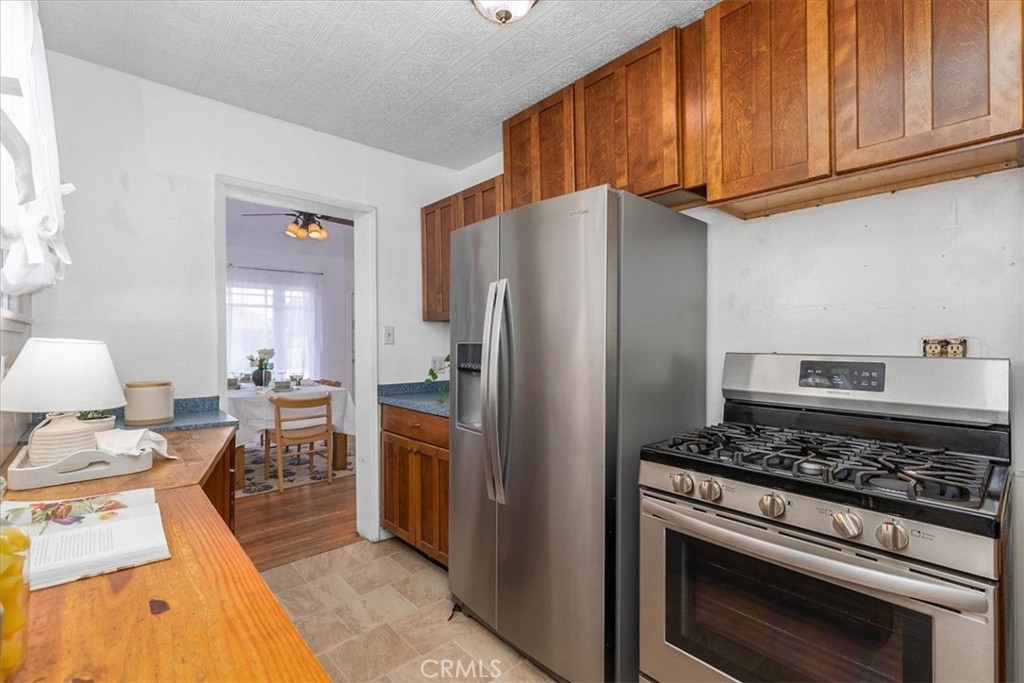 5907 Ibbetson Avenue