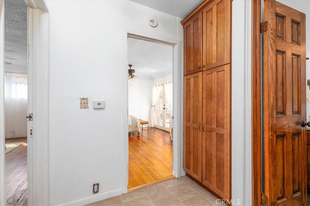 5907 Ibbetson Avenue