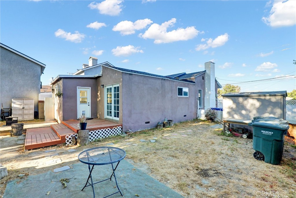 5907 Ibbetson Avenue