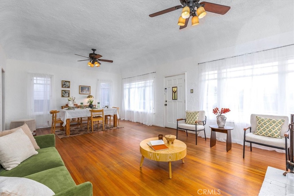 5907 Ibbetson Avenue