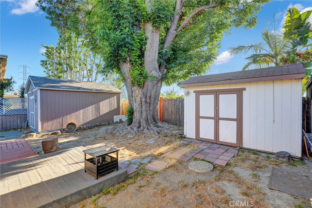 5907 Ibbetson Avenue