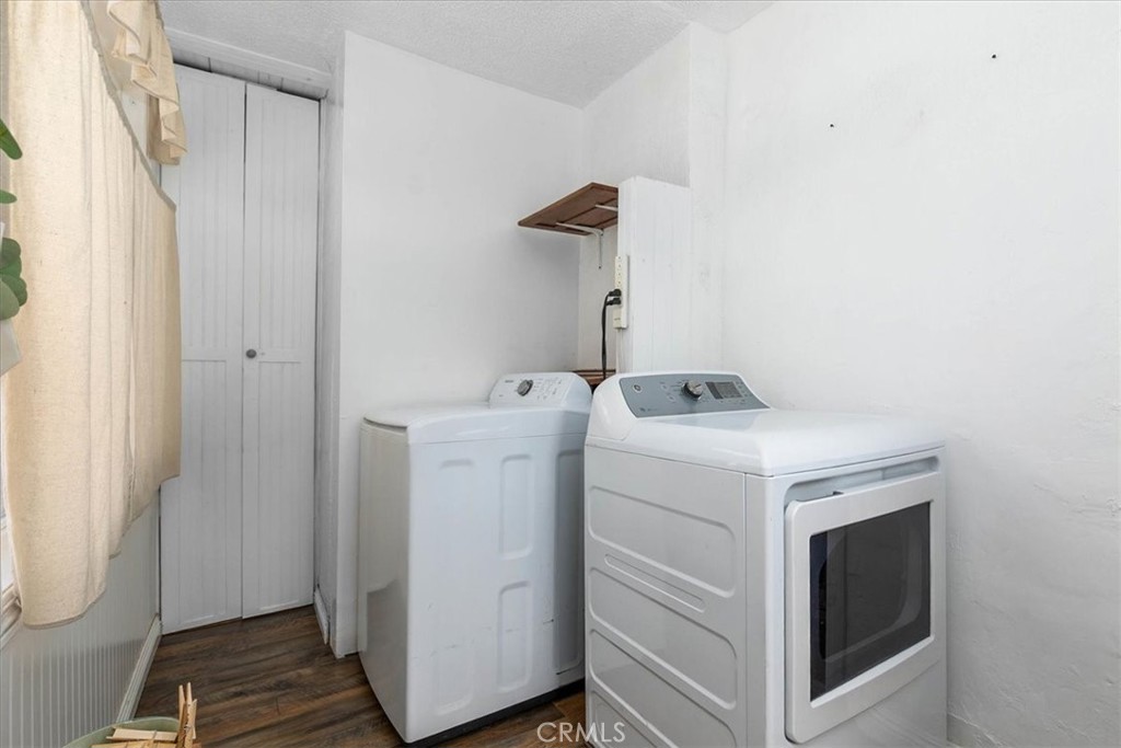 5907 Ibbetson Avenue