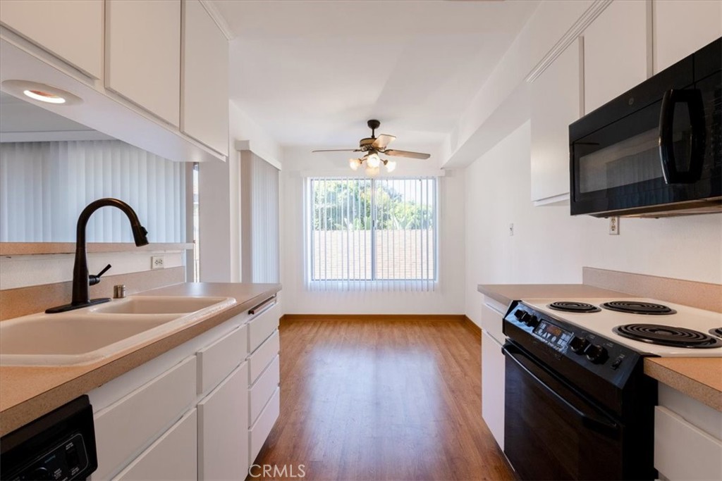 372 Carroll Park East 208