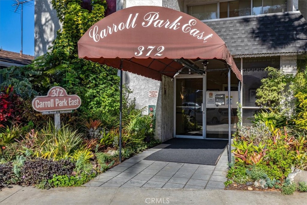 372 Carroll Park East 208