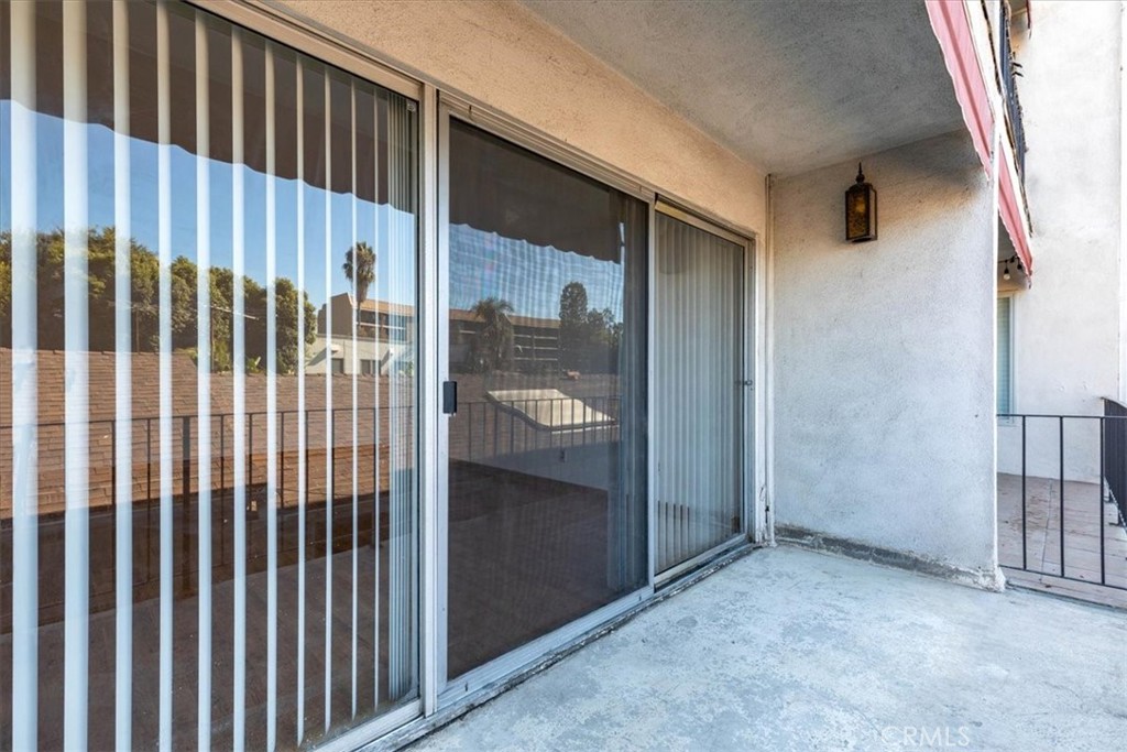 372 Carroll Park East 208