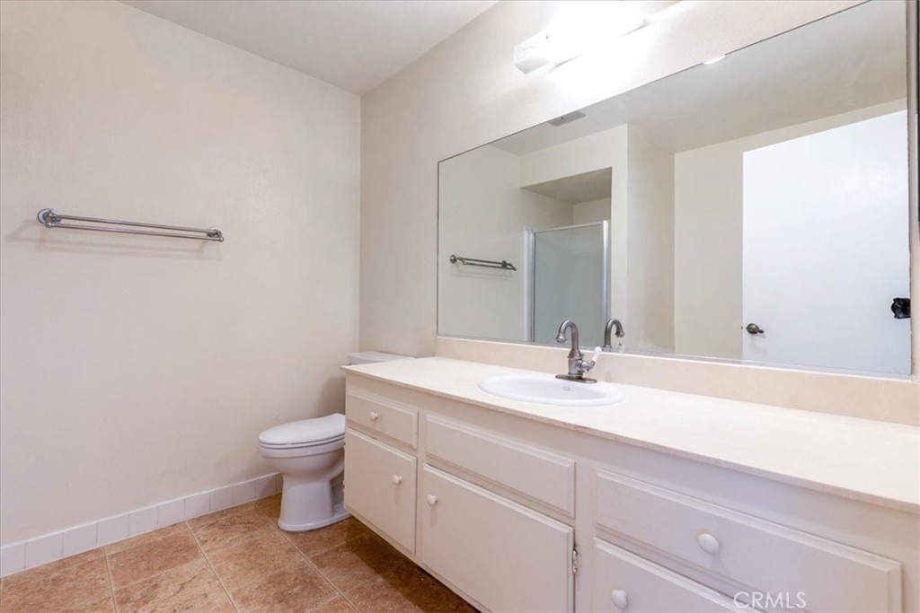 372 Carroll Park East 208