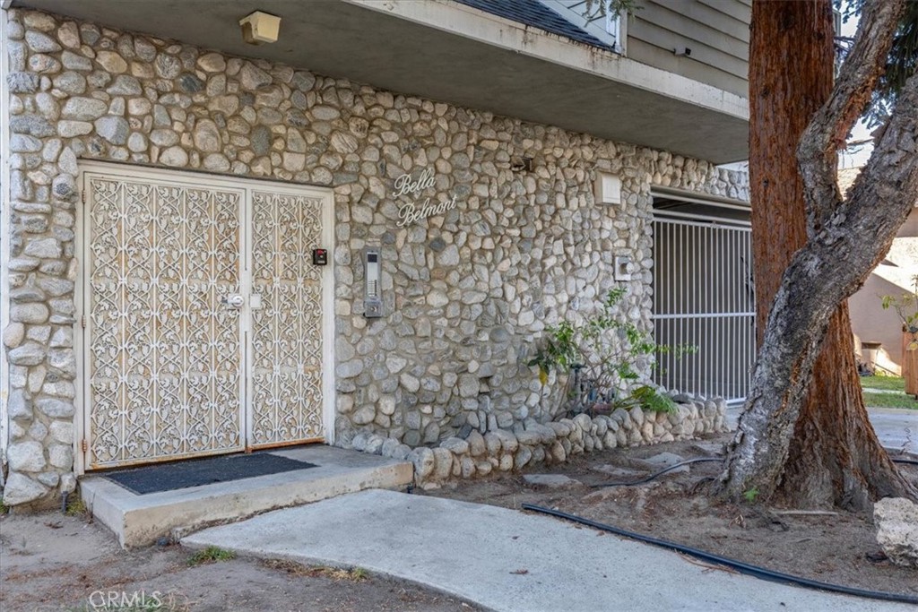 1201 1201 Belmont Avenue 303