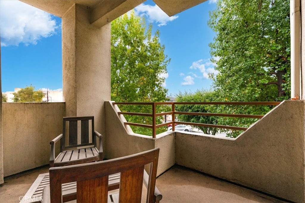 3913 N North Virginia Road 203