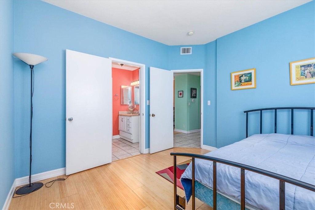 3913 N North Virginia Road 203