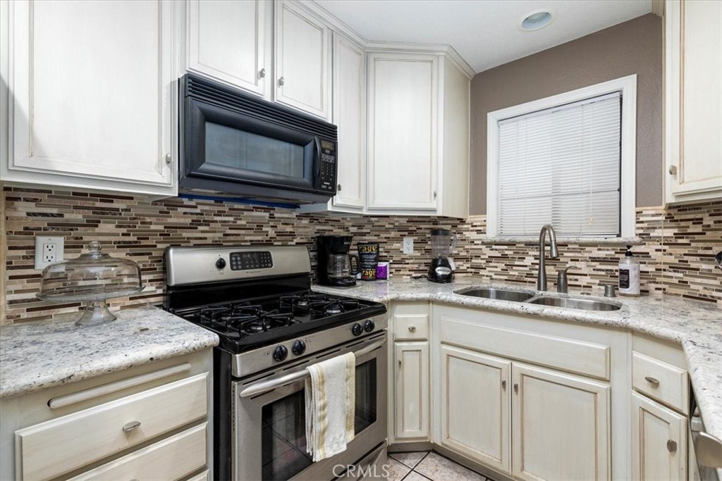 3913 N North Virginia Road 203