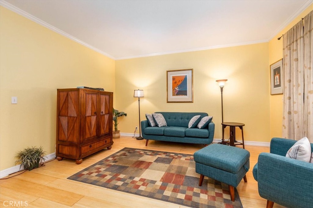 3913 N North Virginia Road 203