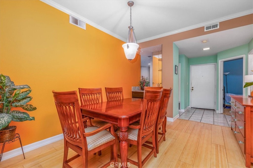 3913 N North Virginia Road 203