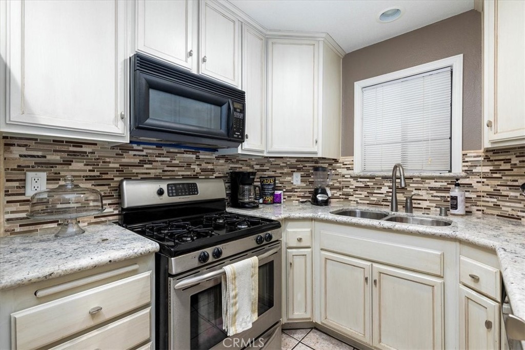 3913 N North Virginia Road 203