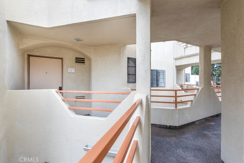 3913 N North Virginia Road 203