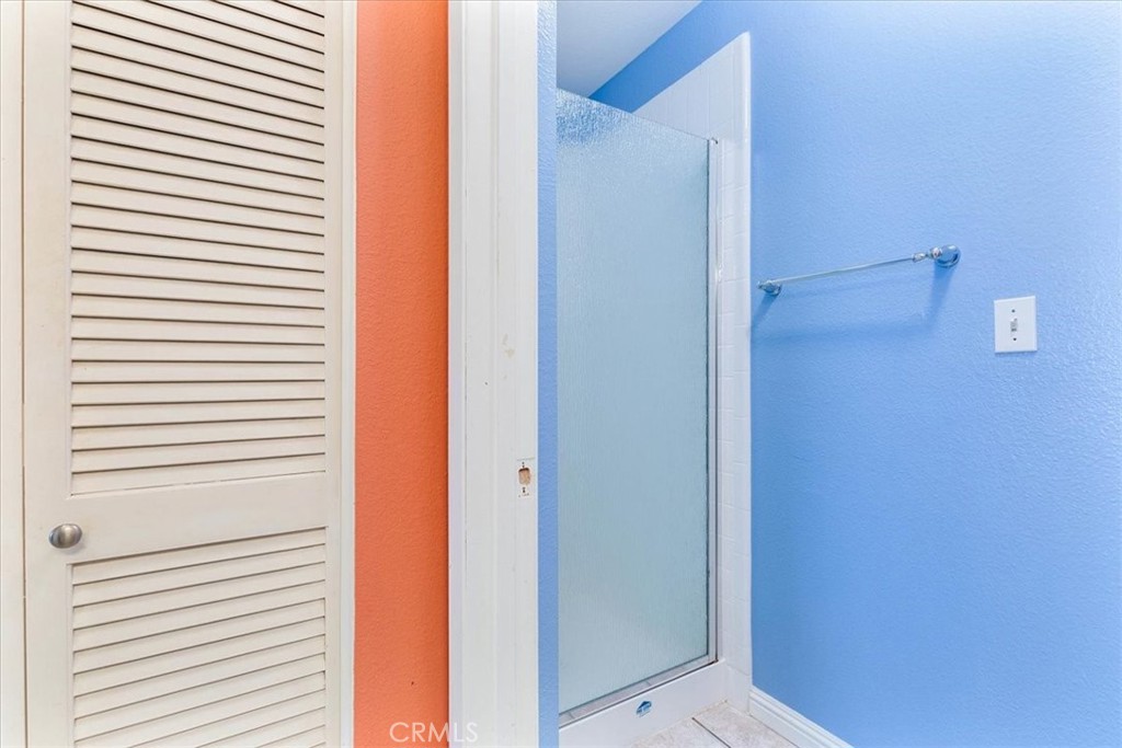 3913 N North Virginia Road 203