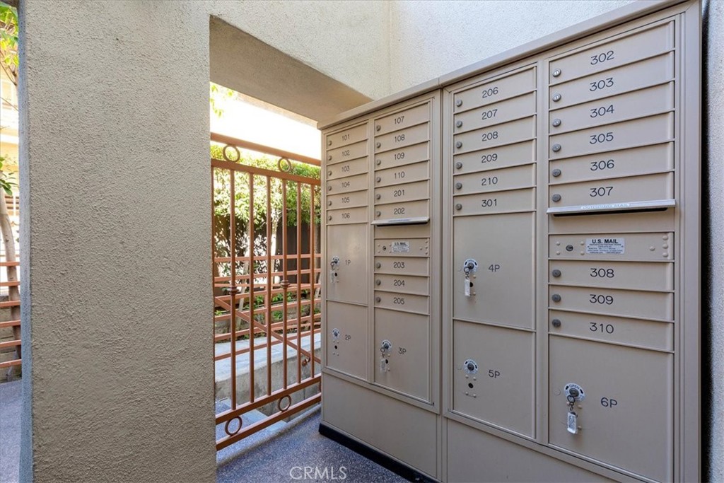 3913 North Virginia Road 108