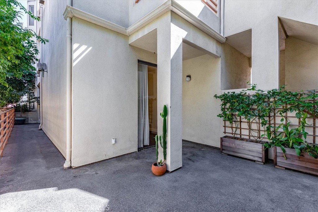 3913 North Virginia Road 108