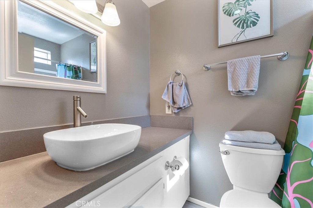 1200 Gaviota Avenue Avenue 116