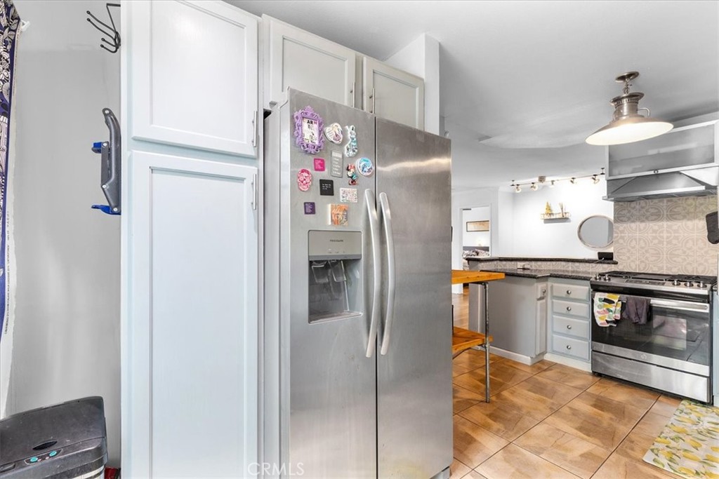 1200 Gaviota Avenue Avenue 116