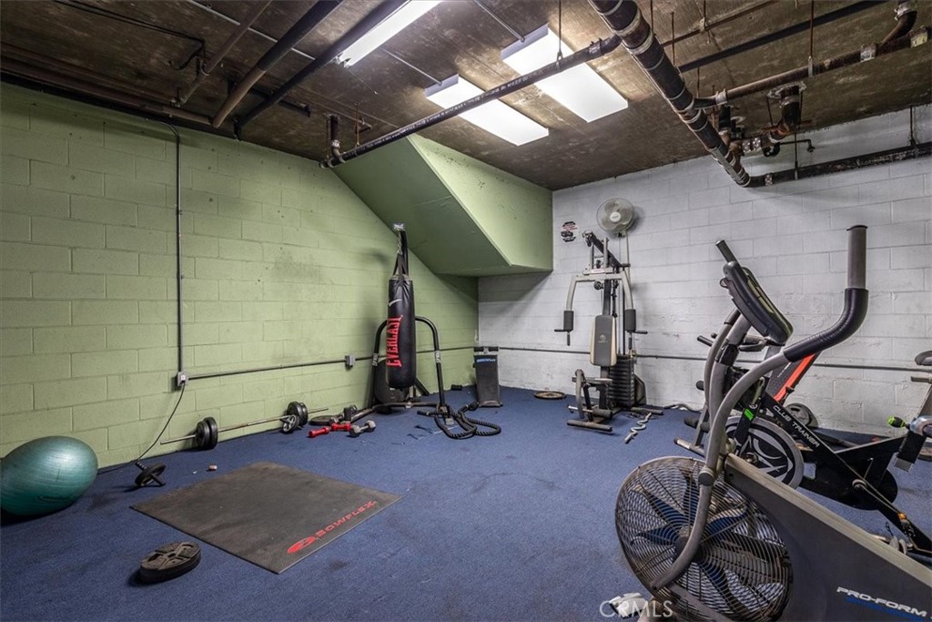 1200 Gaviota Avenue Avenue 116