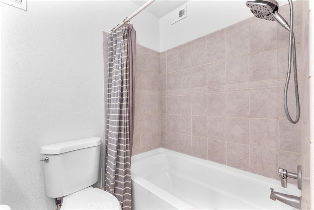 1200 Gaviota Avenue Avenue 116