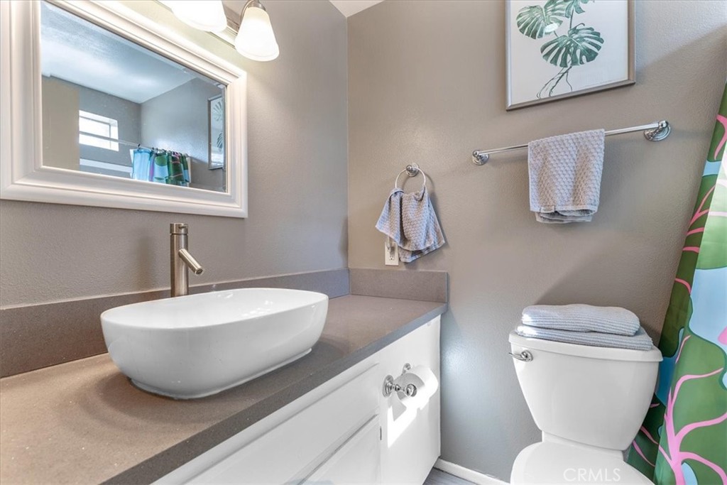 1200 Gaviota Avenue Avenue 116