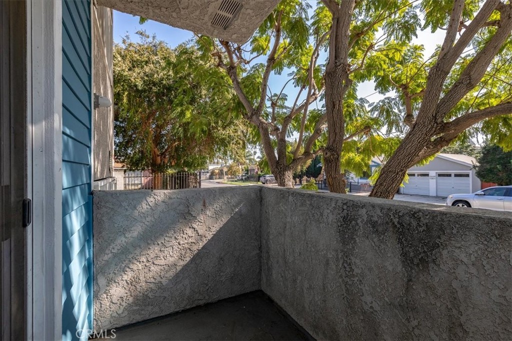 1200 Gaviota Avenue Avenue 116